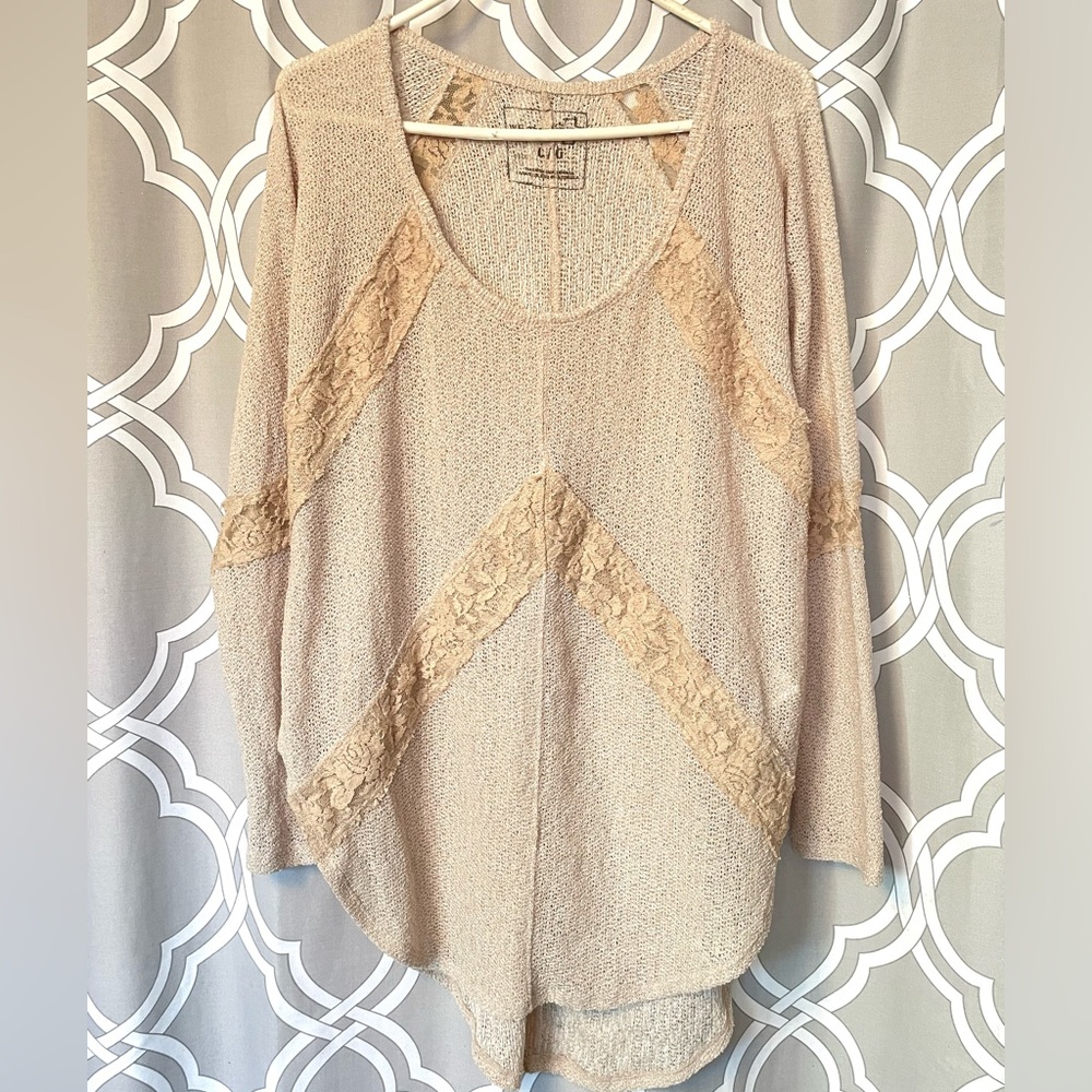 Free People We the Free Summer Lace Detail Top Oversize LARGE EUC